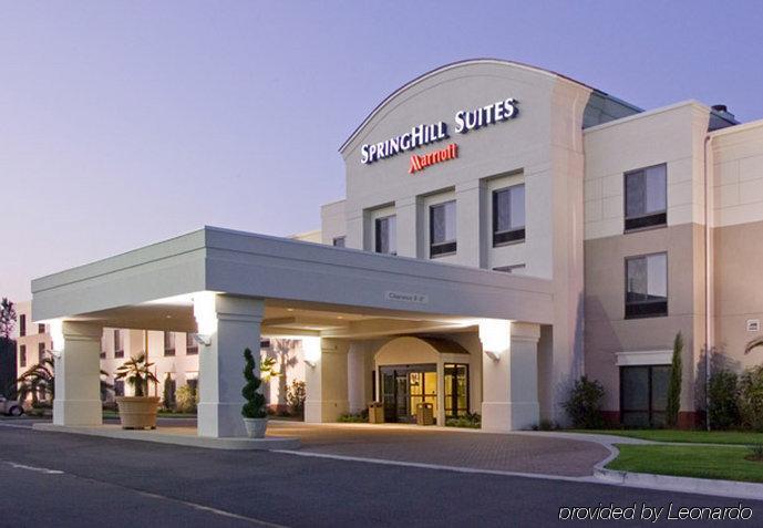 Springhill Suites By Marriott Las Vegas North Speedway Exterior photo
