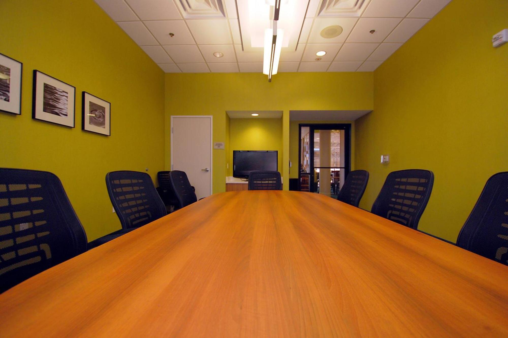 Springhill Suites By Marriott Las Vegas North Speedway Business photo