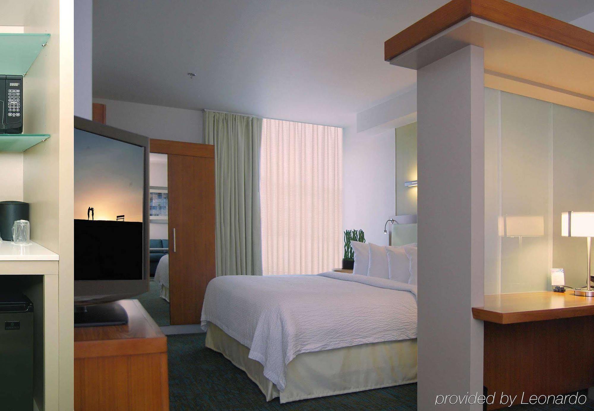 Springhill Suites By Marriott Las Vegas North Speedway Exterior photo